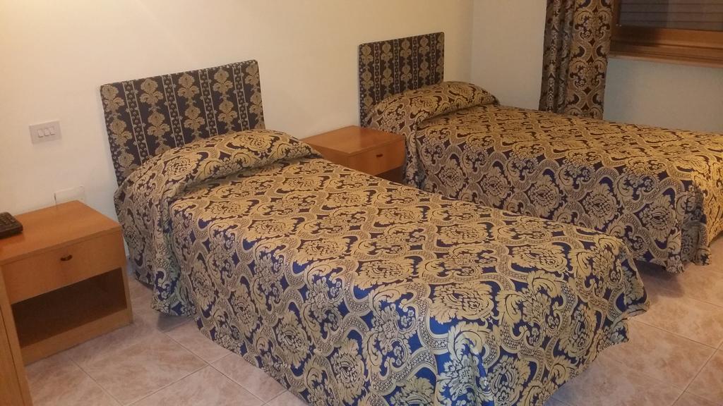 Hotel Industrial Рим Экстерьер фото